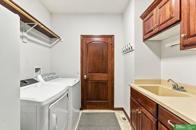 18302 Honeysuckle Drive, Omaha, NE 68022