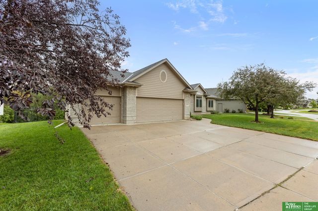18302 Honeysuckle Drive, Omaha, NE 68022
