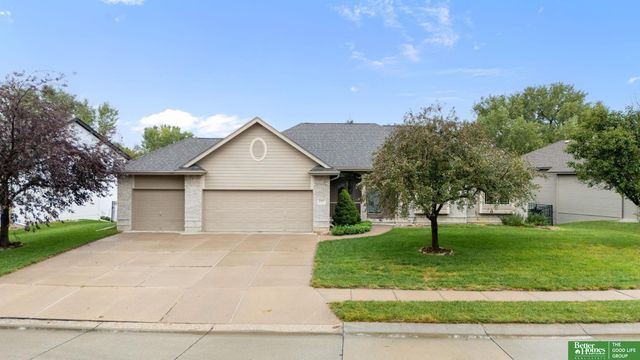 18302 Honeysuckle Drive, Omaha, NE 68022