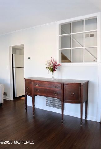 40 Belshaw Avenue, Shrewsbury Twp, NJ 07724