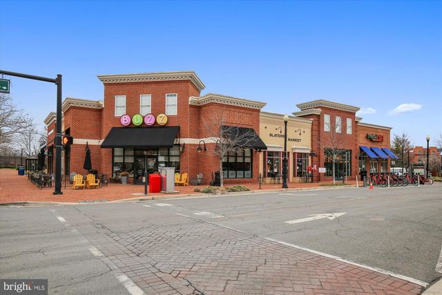 1634 W ABINGDON DR #102, Alexandria, VA 22314