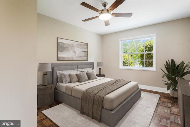 1634 W ABINGDON DR #102, Alexandria, VA 22314