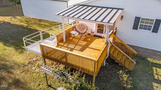 353 N Pleasant Coates Road, Benson, NC 27504