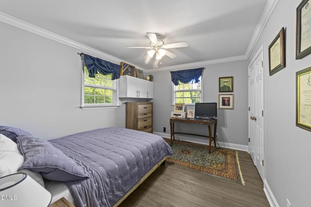 353 N Pleasant Coates Road, Benson, NC 27504