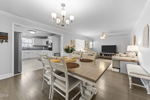 353 N Pleasant Coates Road, Benson, NC 27504