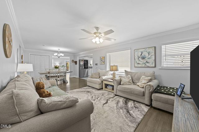 353 N Pleasant Coates Road, Benson, NC 27504