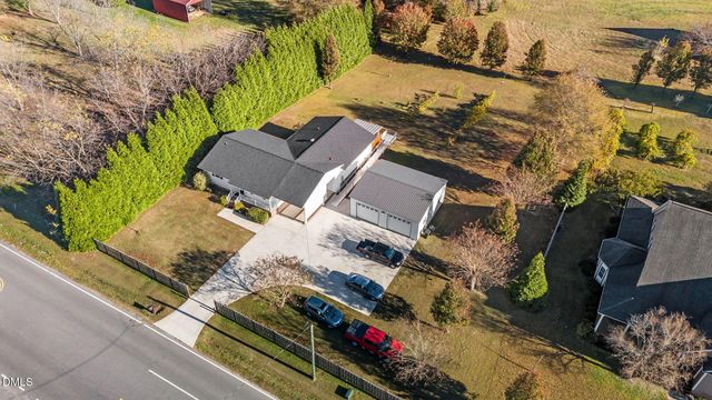 353 N Pleasant Coates Road, Benson, NC 27504