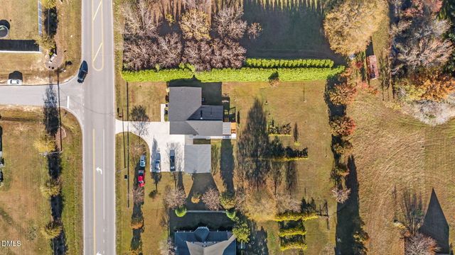 353 N Pleasant Coates Road, Benson, NC 27504