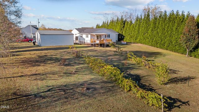 353 N Pleasant Coates Road, Benson, NC 27504