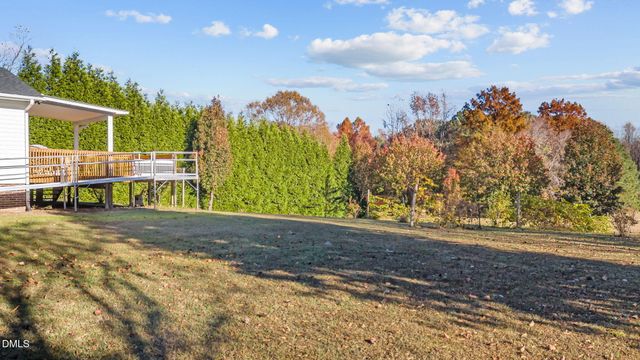 353 N Pleasant Coates Road, Benson, NC 27504