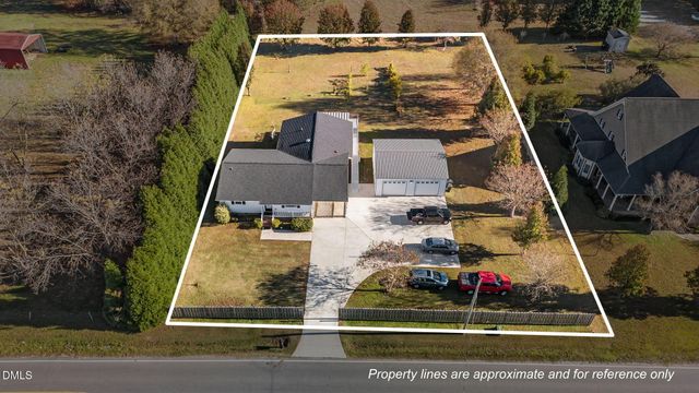 353 N Pleasant Coates Road, Benson, NC 27504