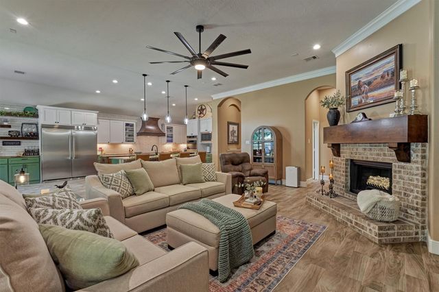 12511 Contraband Drive, Montgomery, TX 77356