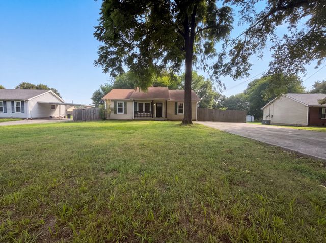 225 Tobacco Rd, Clarksville, TN 37042