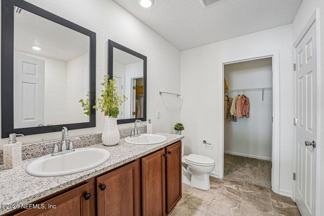 1380 PANTHER PRESERVE Parkway, Jacksonville, FL 32221