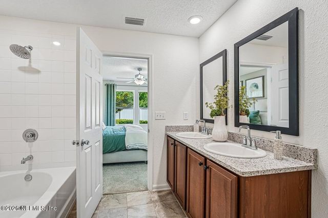 1380 PANTHER PRESERVE Parkway, Jacksonville, FL 32221