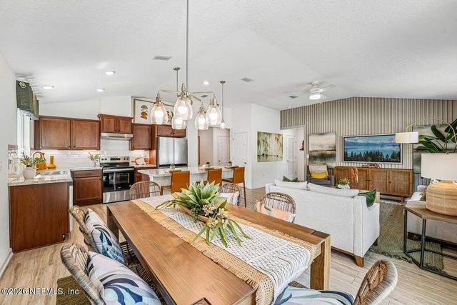 1380 PANTHER PRESERVE Parkway, Jacksonville, FL 32221