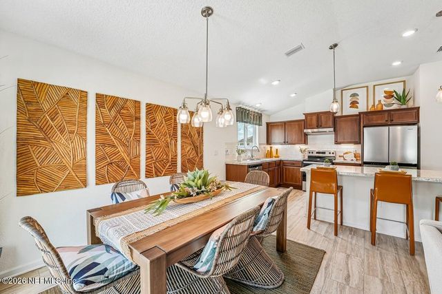 1380 PANTHER PRESERVE Parkway, Jacksonville, FL 32221