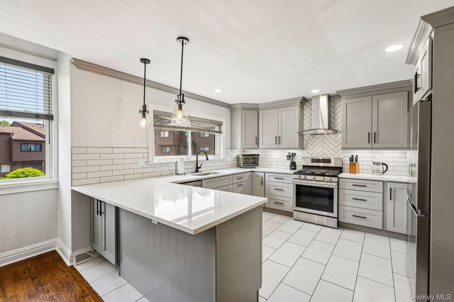 20 Aspen Court 20, Nanuet, NY 10954