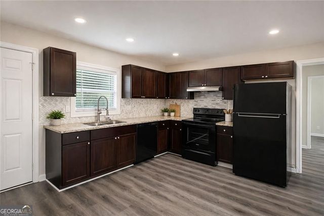 16 Wadley Street NW, Atlanta, GA 30314