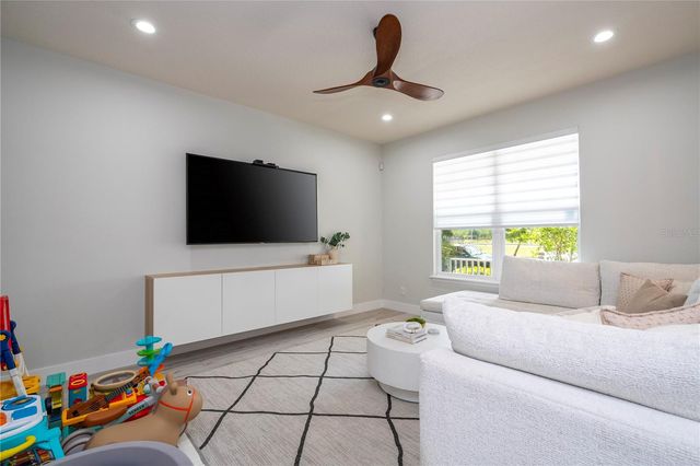 11861 VERMILLION AVENUE, Windermere, FL 34786
