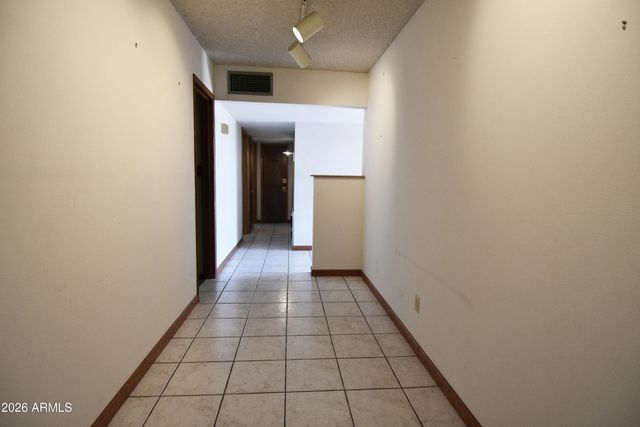 1830 W SUNNYSLOPE Lane, Phoenix, AZ 85021