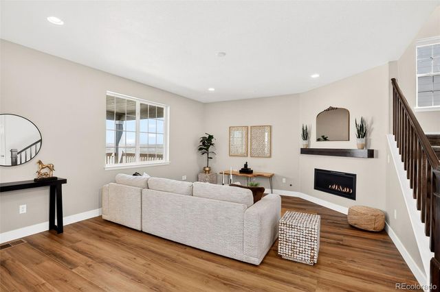 7318 S Yantley Way, Aurora, CO 80016