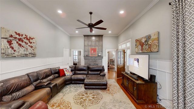 133 G Street SW, Ardmore, OK 73401
