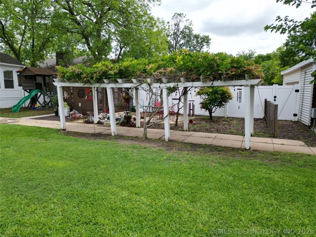 133 G Street SW, Ardmore, OK 73401