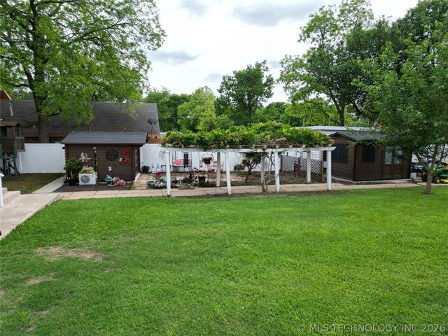 133 G Street SW, Ardmore, OK 73401