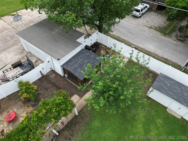 133 G Street SW, Ardmore, OK 73401