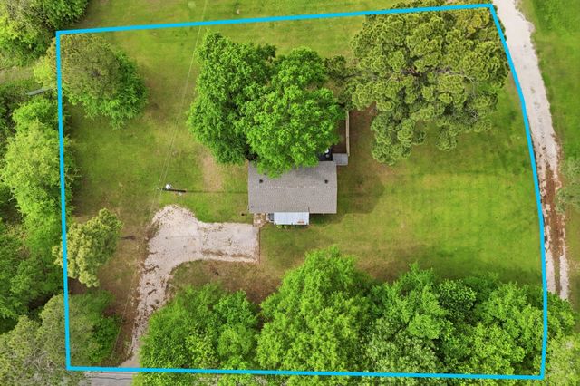 11757 Calvary Road, Willis, TX 77318