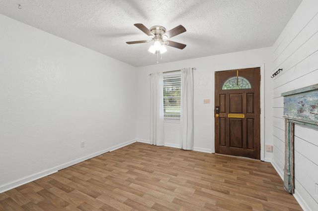 11757 Calvary Road, Willis, TX 77318