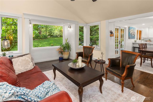 5013 140th Avenue NE, Bellevue, WA 98005
