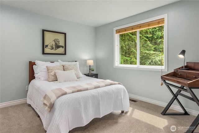 5013 140th Avenue NE, Bellevue, WA 98005