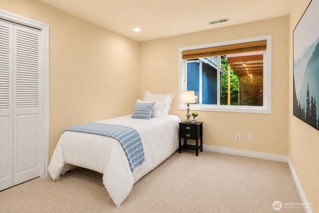 5013 140th Avenue NE, Bellevue, WA 98005