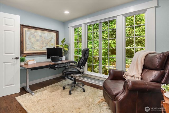 5013 140th Avenue NE, Bellevue, WA 98005