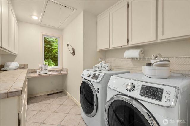 5013 140th Avenue NE, Bellevue, WA 98005