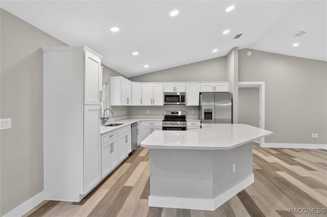 8927 N Barbados Way, Citrus Springs, FL 34433