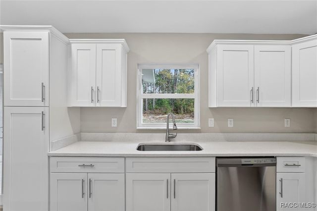 8927 N Barbados Way, Citrus Springs, FL 34433