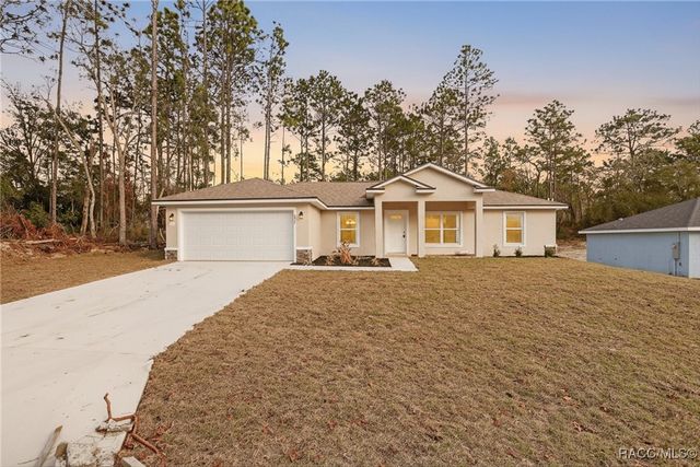 8927 N Barbados Way, Citrus Springs, FL 34433