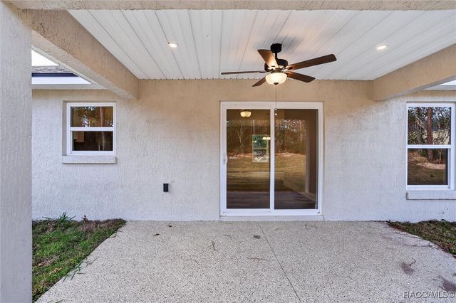 8927 N Barbados Way, Citrus Springs, FL 34433