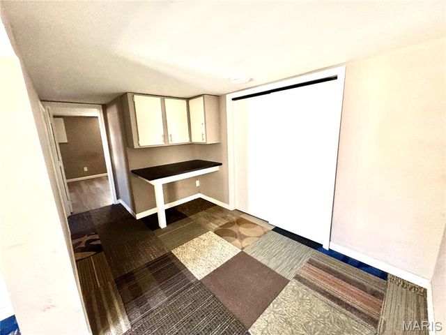 1805 Uceyle Avenue, Overland, MO 63114