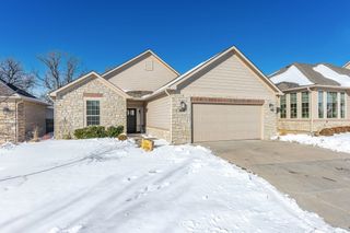 4883 N Prestwick Ave, Bel Aire, KS 67226