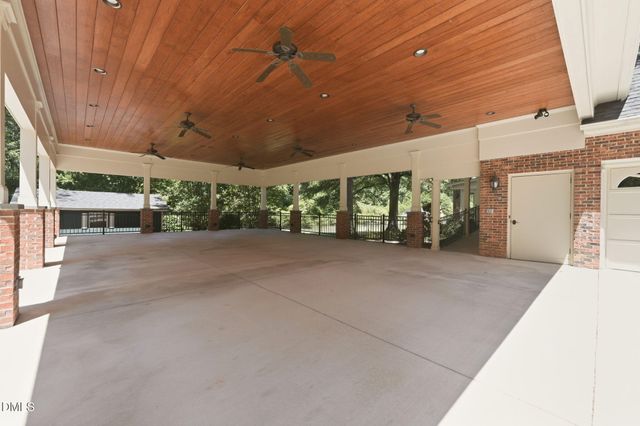 2915 Truitt Drive, Burlington, NC 27215