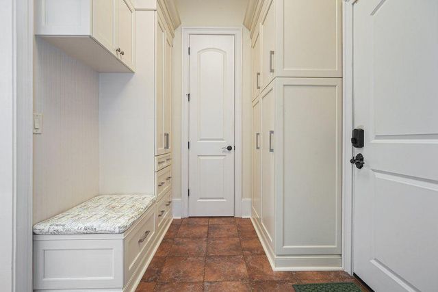 14111 Seabiscuit, Milton, GA 30004