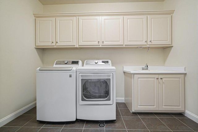 14111 Seabiscuit, Milton, GA 30004