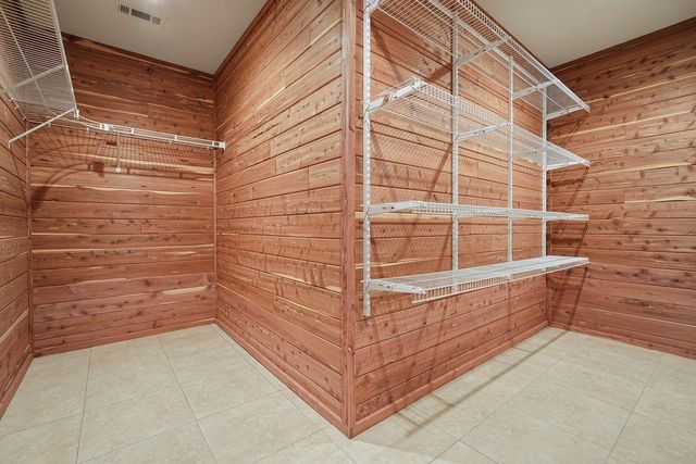 14111 Seabiscuit, Milton, GA 30004