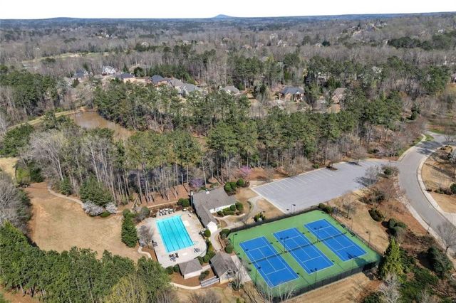 14111 Seabiscuit, Milton, GA 30004