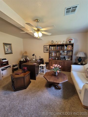 700 N Maytubby Street, Kingston, OK 73439