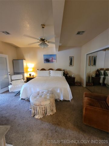 700 N Maytubby Street, Kingston, OK 73439